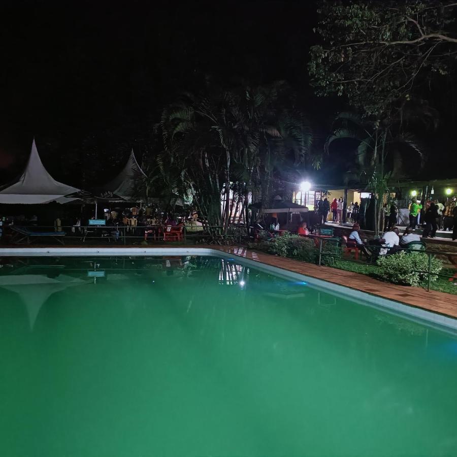 Bubbles Restaurant Thika Hotel Exterior photo